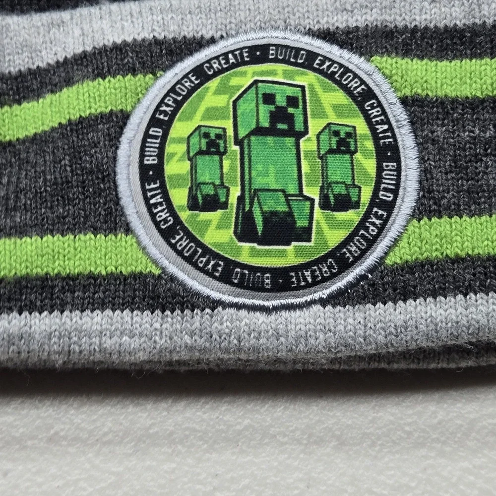 Minecraft Boys‎ Beanie OS Gray Black Green Pom Logo Patch Creeper